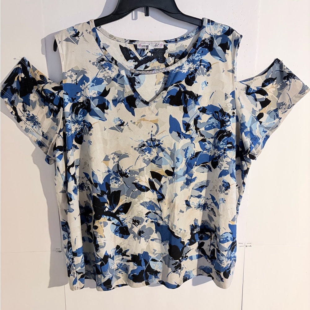 Elegant Floral Cutout Top - Blue and Black
